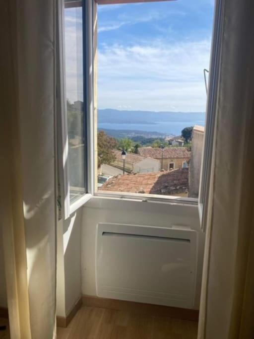 Maison De Village Situee A 10 Mins D'Ajaccio Alata Buitenkant foto